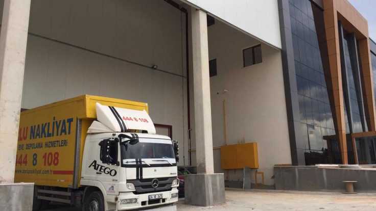 SİZ DİNLENİN BİZ TAŞIRIZ